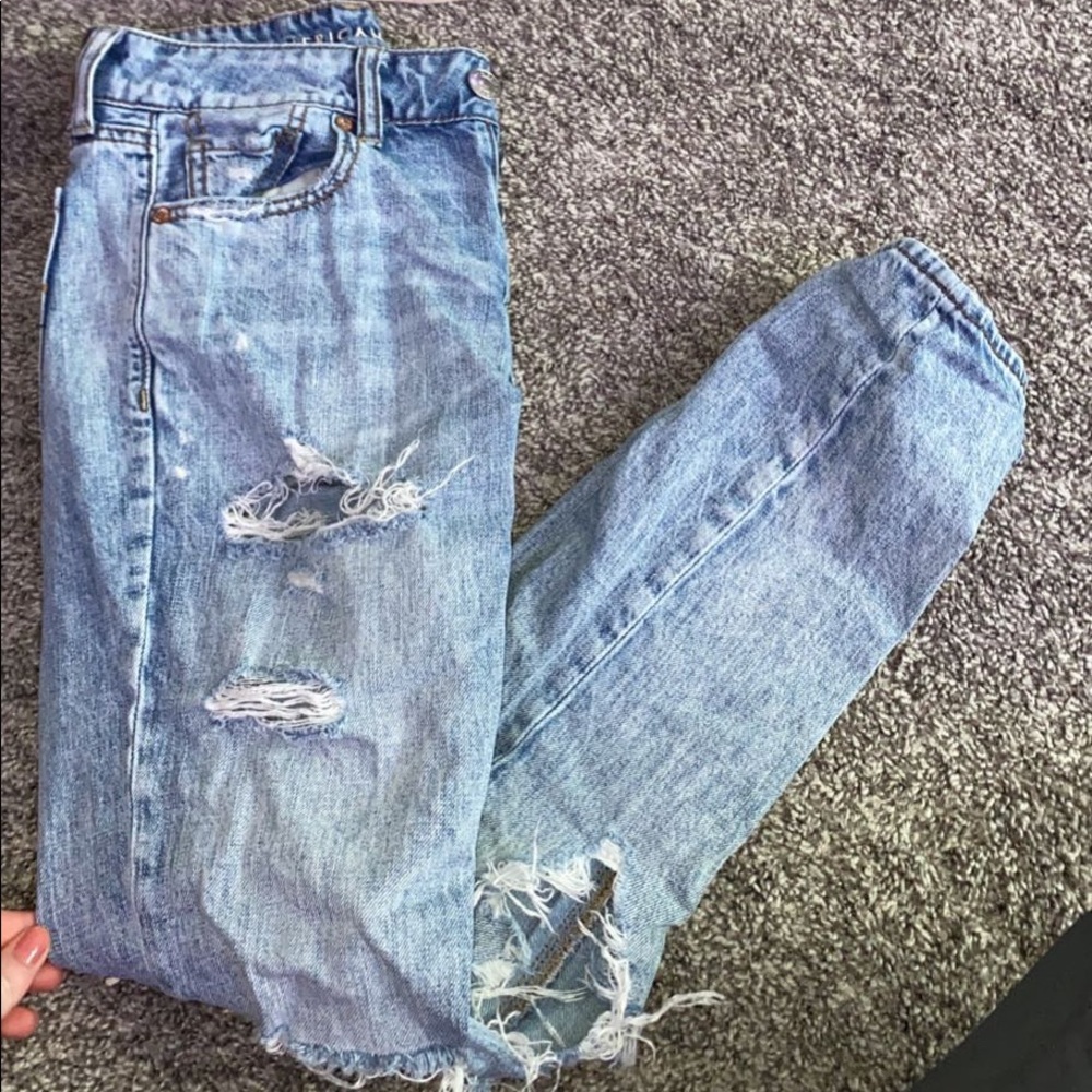 ripped mom jeans